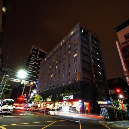 Walker Hotel - Sanchong Tajpej Kültér fotó